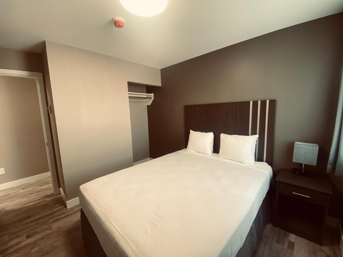 Econo Lodge Prince George Bagian luar foto