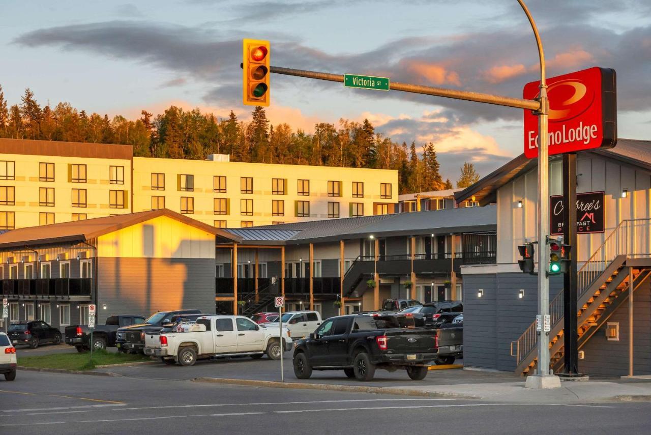 Econo Lodge Prince George Bagian luar foto