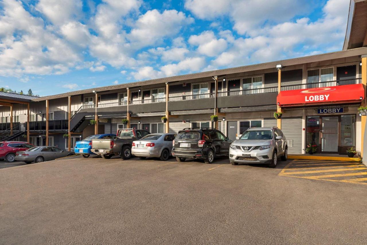 Econo Lodge Prince George Bagian luar foto